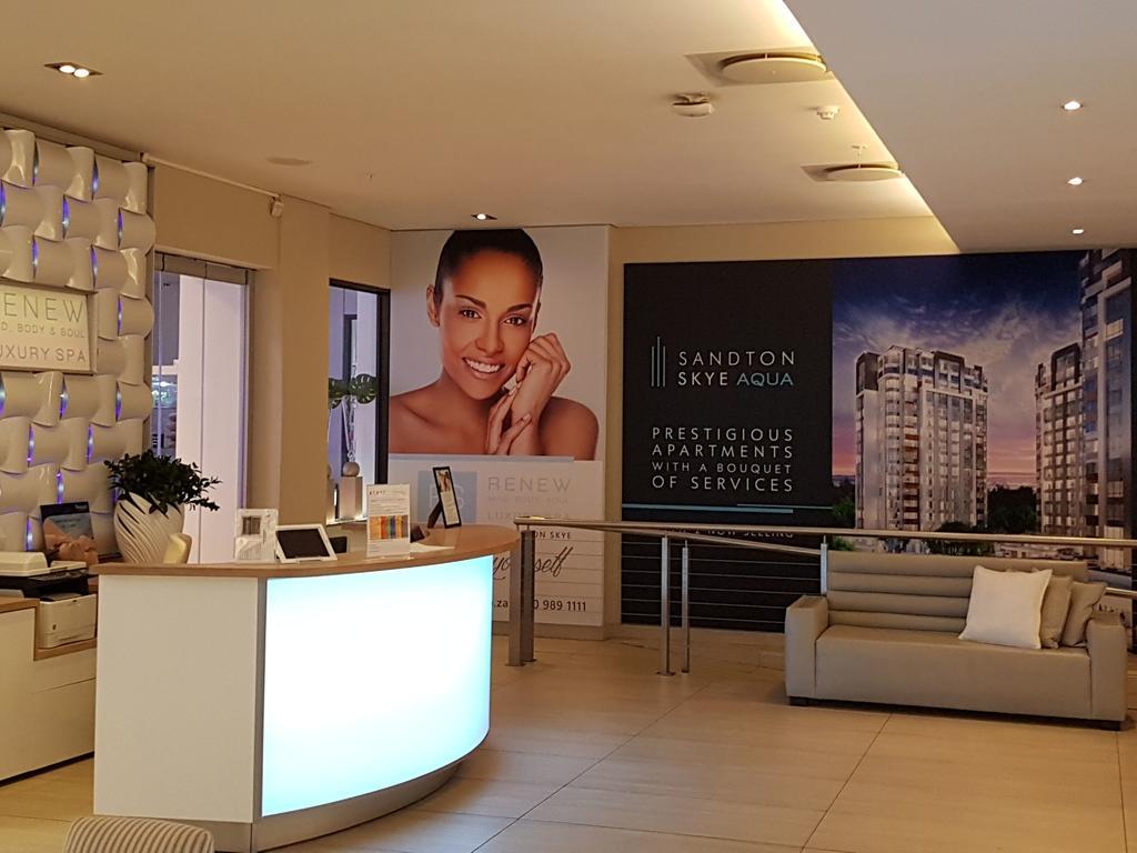 615 Sandton Skye Йоханнесбург Экстерьер фото
