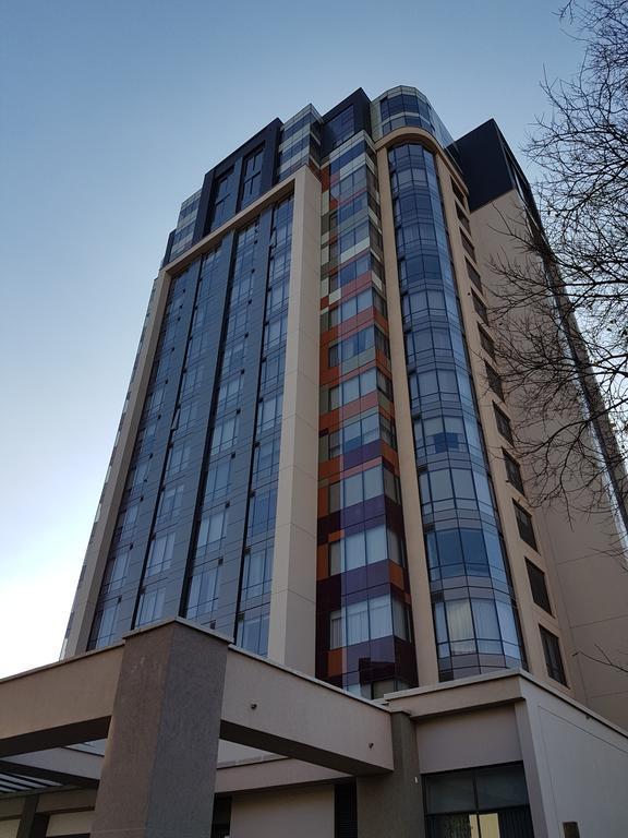 615 Sandton Skye Йоханнесбург Экстерьер фото